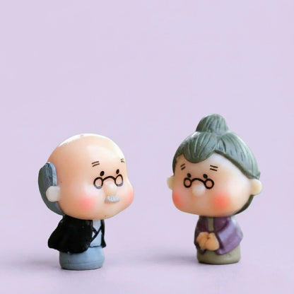 Miniature Old Couple Grandparents (Small)